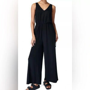 SWEATY BETTY Cruise V-Neck Wide Leg Cropped Jumpsuit Black Size XSRetail$128